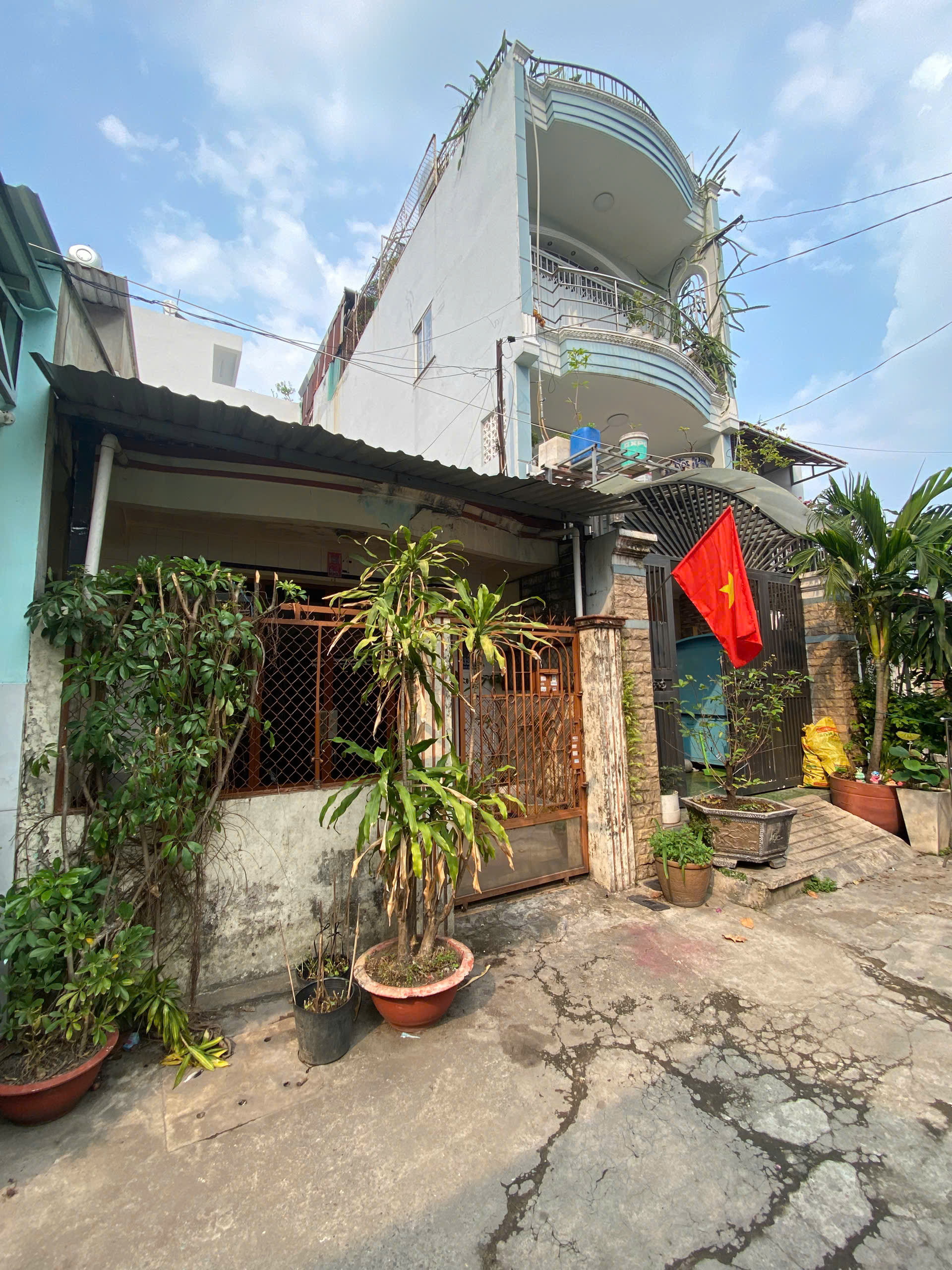 CÔNG TY TNHH LINH ĐAN NHI